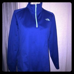The North Face Quarter zip up - Women’s XL